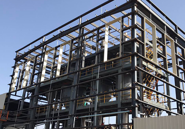 寧夏三效蒸發(fā)器處理飼料廢水項(xiàng)目調(diào)試現(xiàn)場(chǎng) 寧夏三效蒸發(fā)器處理飼料廢水項(xiàng)目調(diào)試現(xiàn)場(chǎng)