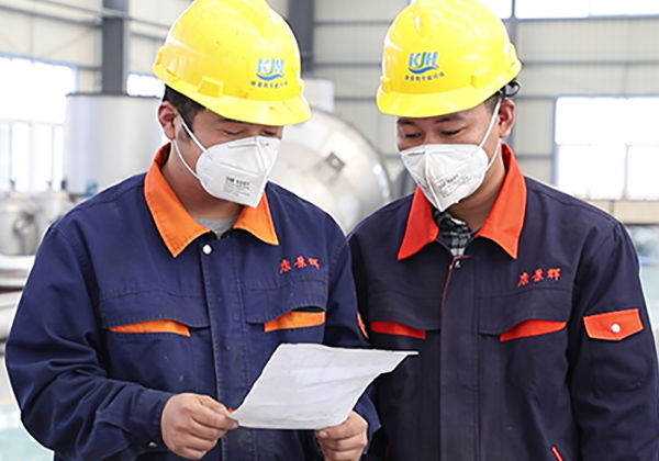 蒸發器生產車間專人負責每一個環節 蒸發器生產車間專人負責每一個環節